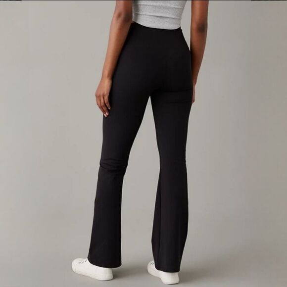 American Eagle Women's Black The Everything Highest Waist Flare Legging - Picture 2 of 14